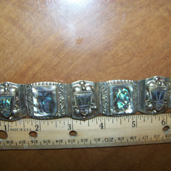 Meet your Posher, Pam - Picture 7 of 7